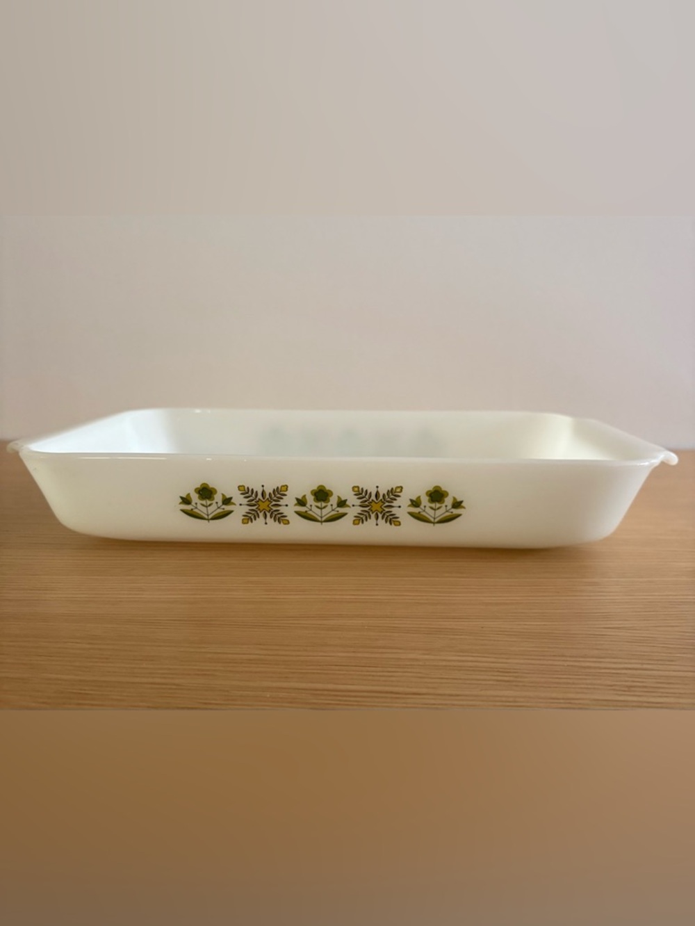 Vintage Anchor Hocking Fire-King Meadow Green 2-Quart Rectangular
Casserole Dish